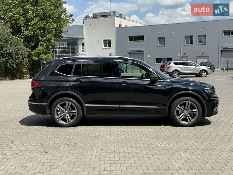 Позашляховик / Кросовер Volkswagen Tiguan 2019 в Львові