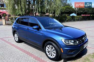 Внедорожник / Кроссовер Volkswagen Tiguan 2018 в Львове