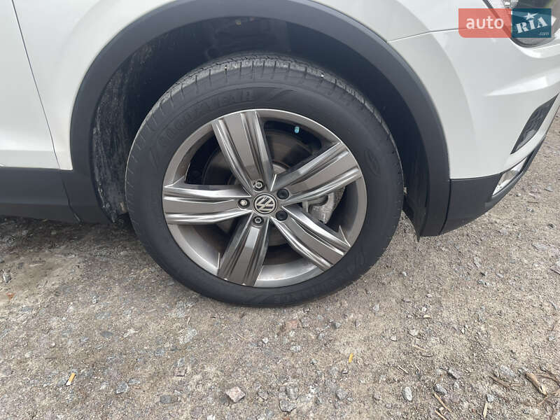 Внедорожник / Кроссовер Volkswagen Tiguan 2019 в Львове фото 36 Внедорожник / Кроссовер Volkswagen Tiguan 2019 в Львове