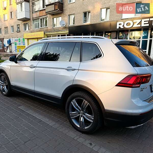 Внедорожник / Кроссовер Volkswagen Tiguan 2018 в Нежине