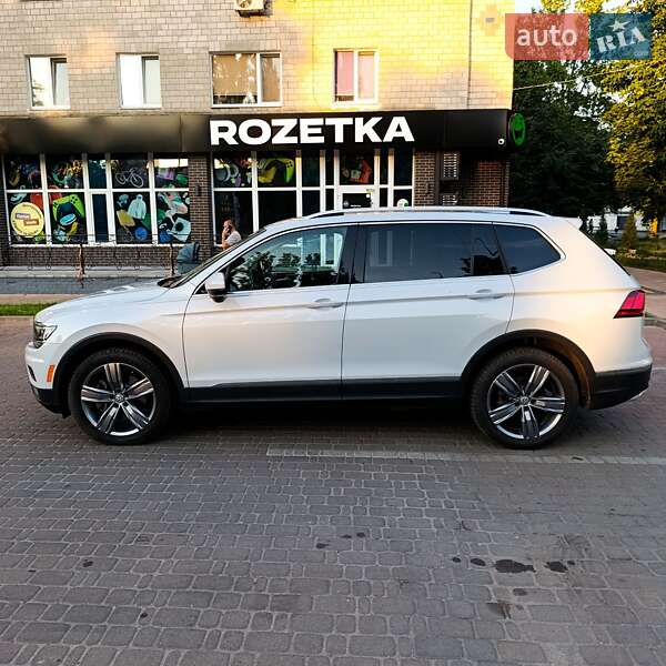 Внедорожник / Кроссовер Volkswagen Tiguan 2018 в Нежине