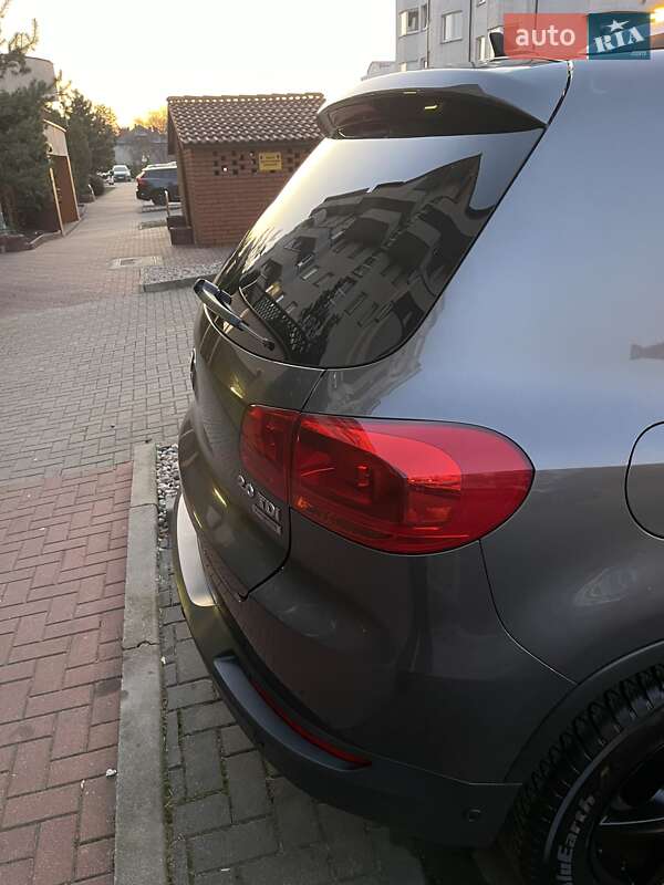 Внедорожник / Кроссовер Volkswagen Tiguan 2013 в Ровно