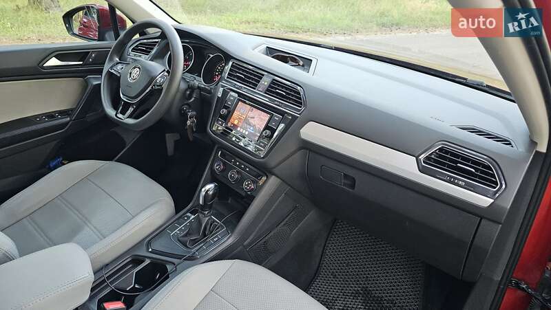 Позашляховик / Кросовер Volkswagen Tiguan 2019 в Чернігові