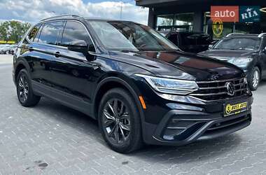 Внедорожник / Кроссовер Volkswagen Tiguan 2023 в Черновцах