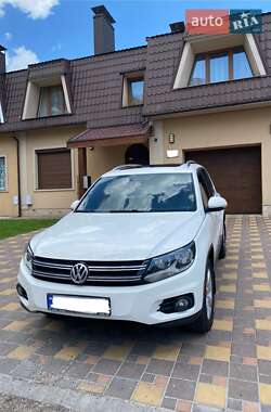 Внедорожник / Кроссовер Volkswagen Tiguan 2012 в Чернигове