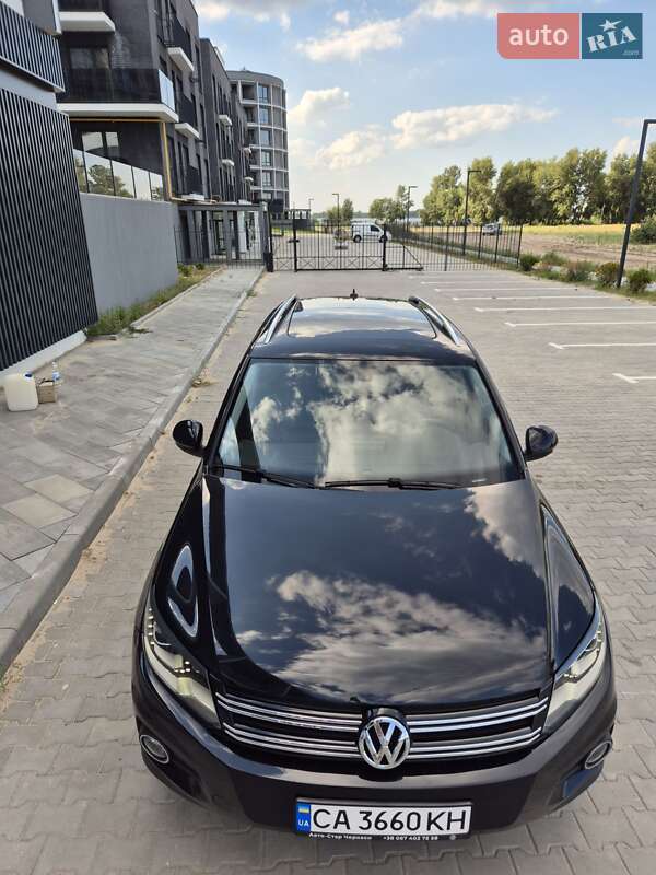 Внедорожник / Кроссовер Volkswagen Tiguan 2017 в Черкассах