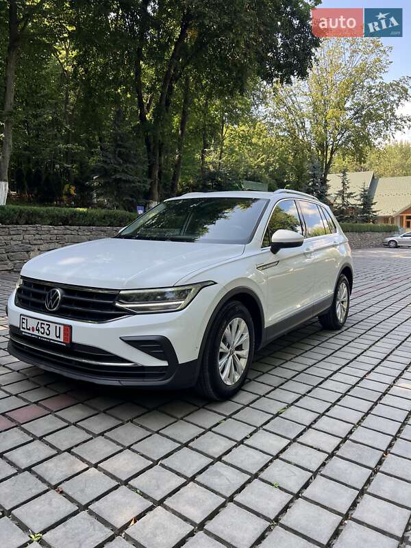 Внедорожник / Кроссовер Volkswagen Tiguan 2021 в Тернополе