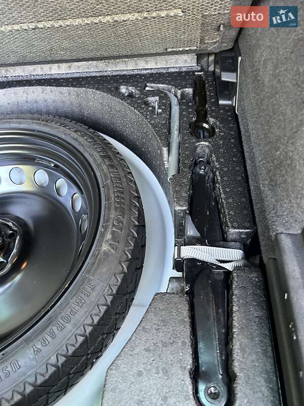 Внедорожник / Кроссовер Volkswagen Tiguan 2021 в Тернополе