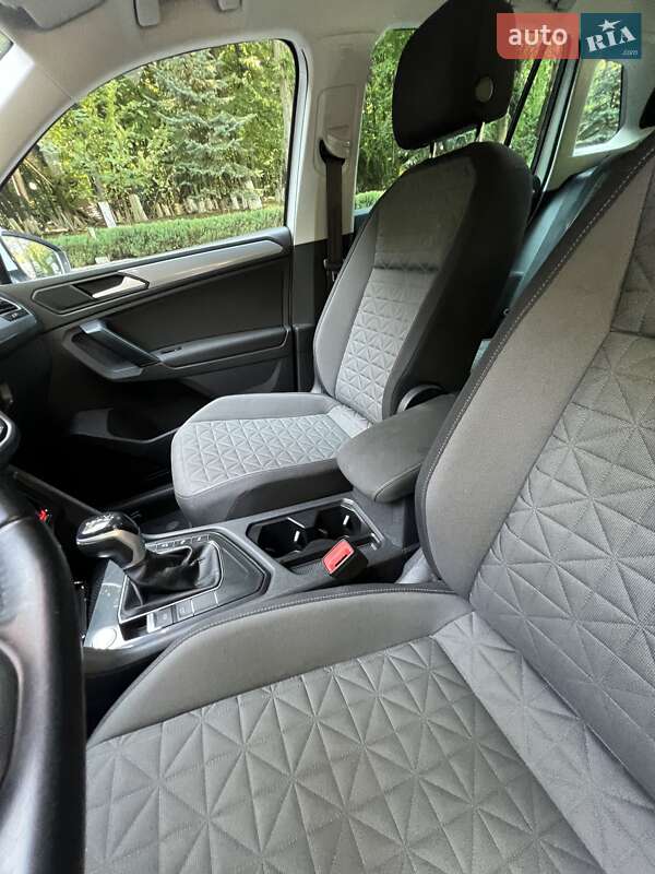 Внедорожник / Кроссовер Volkswagen Tiguan 2021 в Тернополе