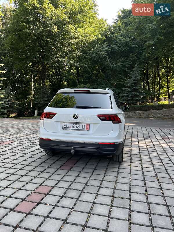 Внедорожник / Кроссовер Volkswagen Tiguan 2021 в Тернополе