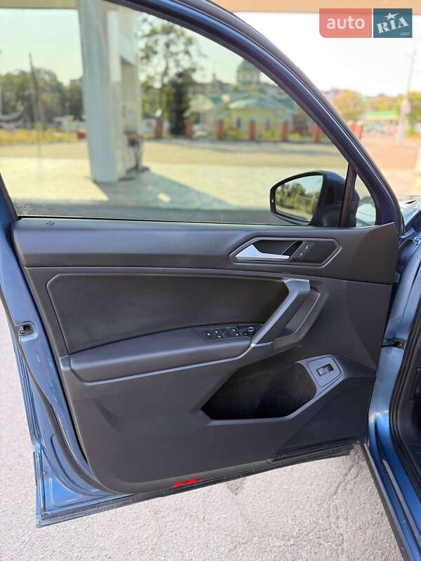 Внедорожник / Кроссовер Volkswagen Tiguan 2019 в Днепре фото 9 Внедорожник / Кроссовер Volkswagen Tiguan 2019 в Днепре