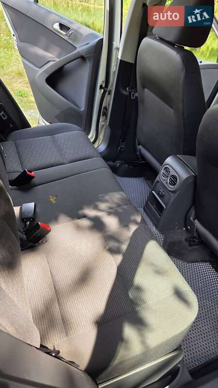 Внедорожник / Кроссовер Volkswagen Tiguan 2015 в Чернигове