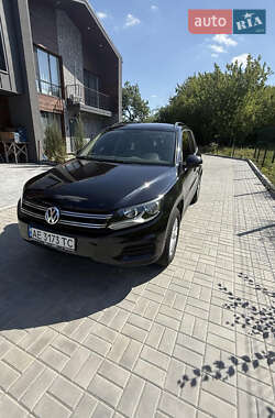 Внедорожник / Кроссовер Volkswagen Tiguan 2015 в Днепре