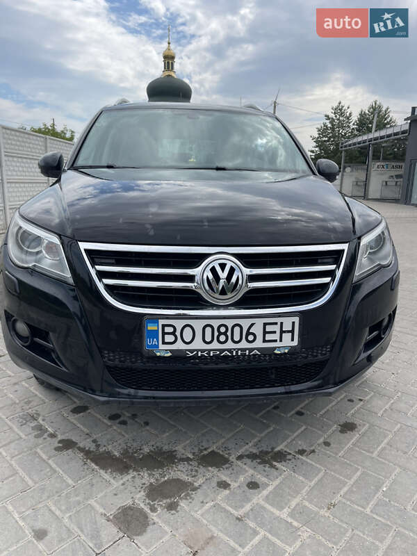 Внедорожник / Кроссовер Volkswagen Tiguan 2010 в Почаеве фото 4 Внедорожник / Кроссовер Volkswagen Tiguan 2010 в Почаеве