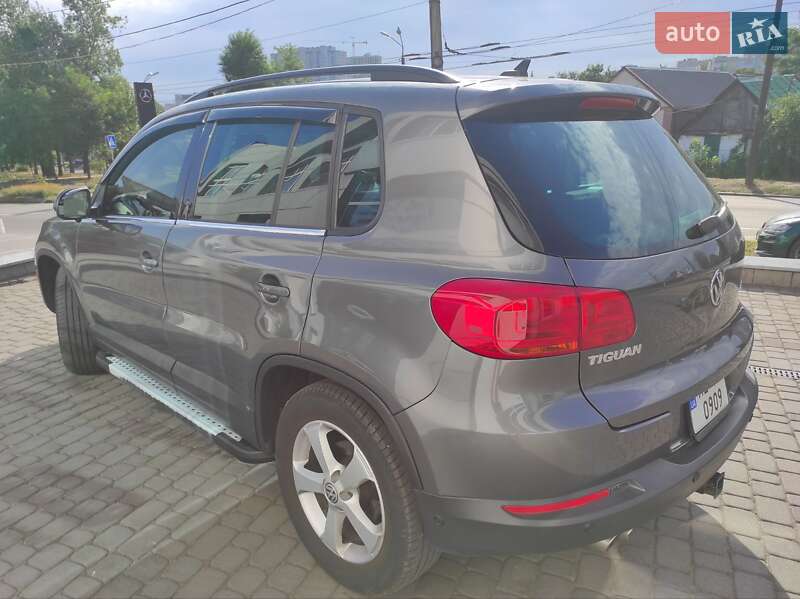 Внедорожник / Кроссовер Volkswagen Tiguan 2014 в Днепре фото 14 Внедорожник / Кроссовер Volkswagen Tiguan 2014 в Днепре