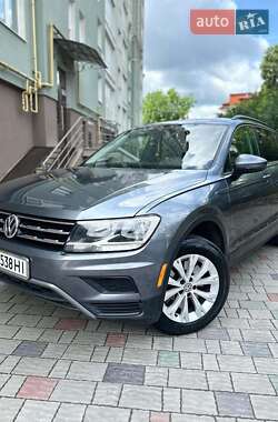 Позашляховик / Кросовер Volkswagen Tiguan 2018 в Львові