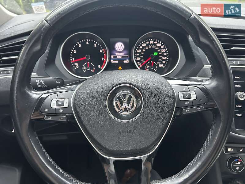 Внедорожник / Кроссовер Volkswagen Tiguan 2019 в Киеве