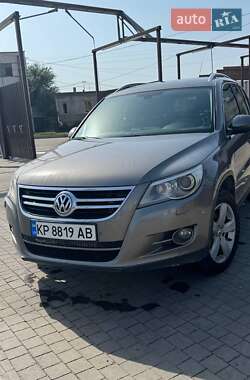 Позашляховик / Кросовер Volkswagen Tiguan 2011 в Запоріжжі