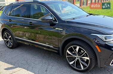 Внедорожник / Кроссовер Volkswagen Tiguan 2022 в Ровно