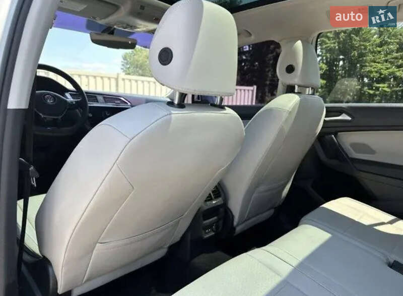 Внедорожник / Кроссовер Volkswagen Tiguan 2018 в Бучаче