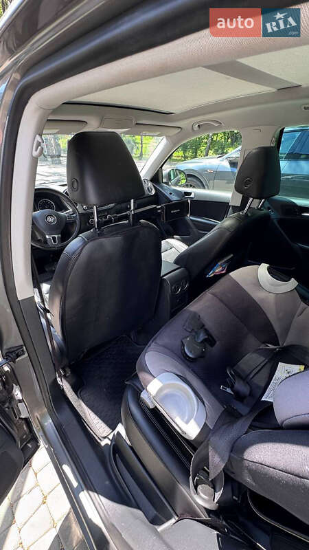 Внедорожник / Кроссовер Volkswagen Tiguan 2011 в Винниках