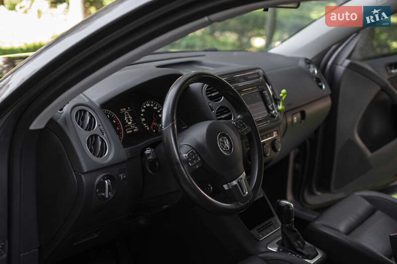 Позашляховик / Кросовер Volkswagen Tiguan 2014 в Львові