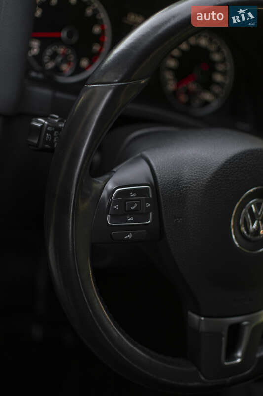 Позашляховик / Кросовер Volkswagen Tiguan 2014 в Львові