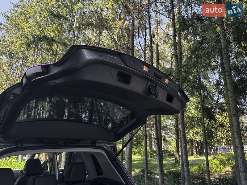 Позашляховик / Кросовер Volkswagen Tiguan 2014 в Львові