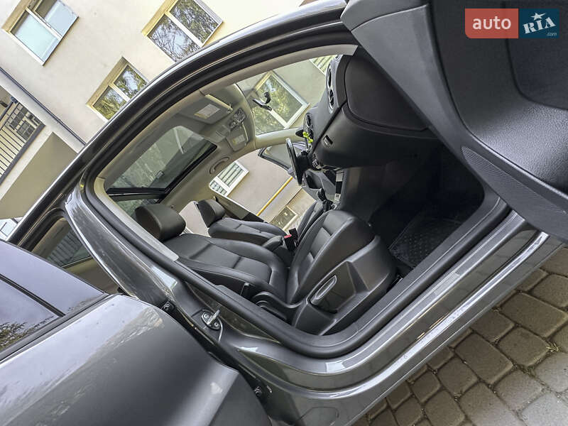 Позашляховик / Кросовер Volkswagen Tiguan 2014 в Львові