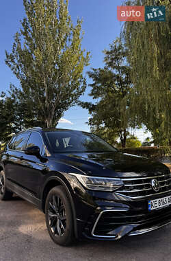 Позашляховик / Кросовер Volkswagen Tiguan 2023 в Кам'янському