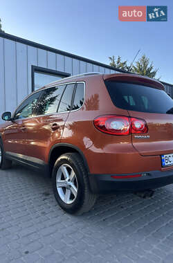 Позашляховик / Кросовер Volkswagen Tiguan 2010 в Львові