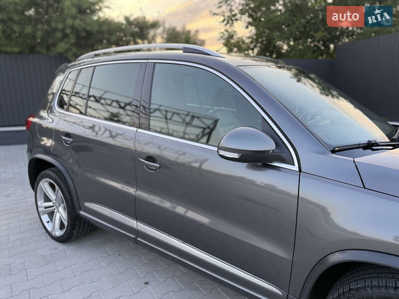Внедорожник / Кроссовер Volkswagen Tiguan 2015 в Тернополе