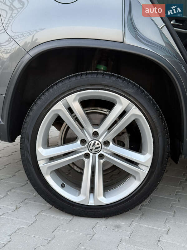Внедорожник / Кроссовер Volkswagen Tiguan 2015 в Тернополе