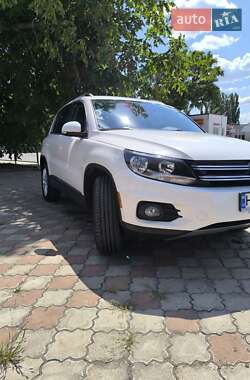 Позашляховик / Кросовер Volkswagen Tiguan 2012 в Ширяєвому