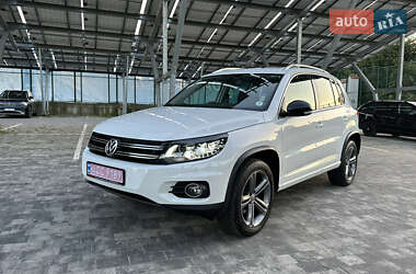 Внедорожник / Кроссовер Volkswagen Tiguan 2016 в Львове