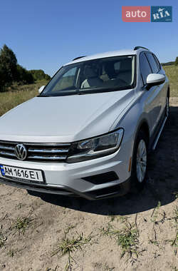 Позашляховик / Кросовер Volkswagen Tiguan 2018 в Звягелі