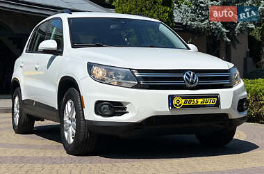 Позашляховик / Кросовер Volkswagen Tiguan 2016 в Львові