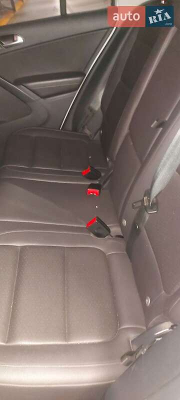 Внедорожник / Кроссовер Volkswagen Tiguan 2016 в Краматорске фото 11 Внедорожник / Кроссовер Volkswagen Tiguan 2016 в Краматорске