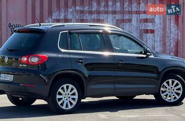 Позашляховик / Кросовер Volkswagen Tiguan 2008 в Києві