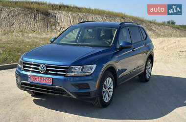Внедорожник / Кроссовер Volkswagen Tiguan 2020 в Ровно