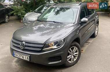 Внедорожник / Кроссовер Volkswagen Tiguan 2016 в Киеве