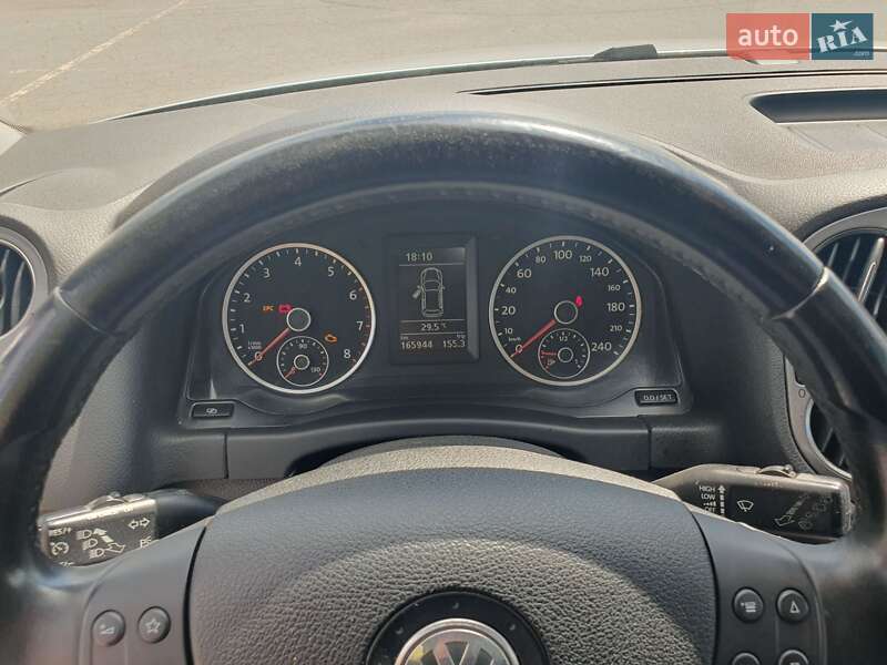 Внедорожник / Кроссовер Volkswagen Tiguan 2009 в Харькове