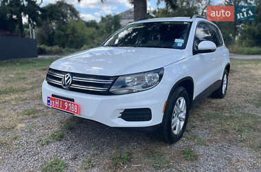 Позашляховик / Кросовер Volkswagen Tiguan 2016 в Лубнах