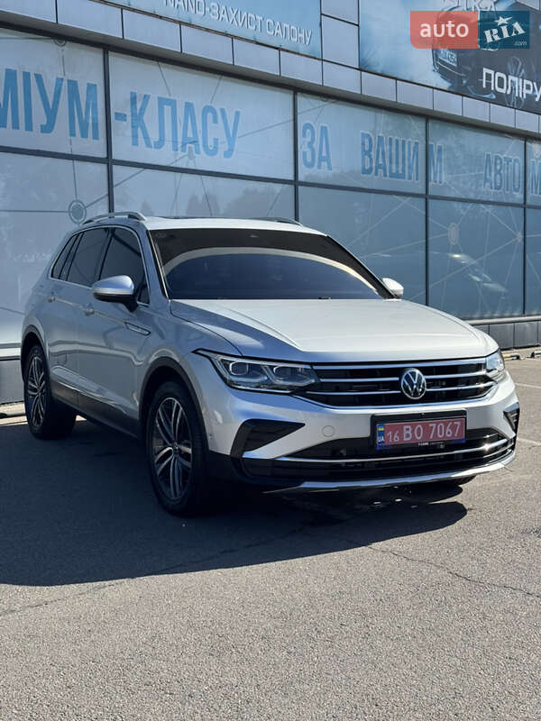 Внедорожник / Кроссовер Volkswagen Tiguan 2022 в Киеве