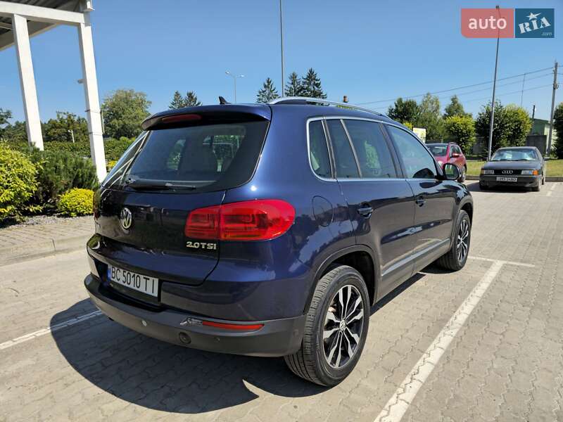 Внедорожник / Кроссовер Volkswagen Tiguan 2011 в Бродах