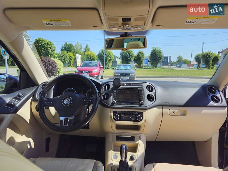 Внедорожник / Кроссовер Volkswagen Tiguan 2011 в Бродах