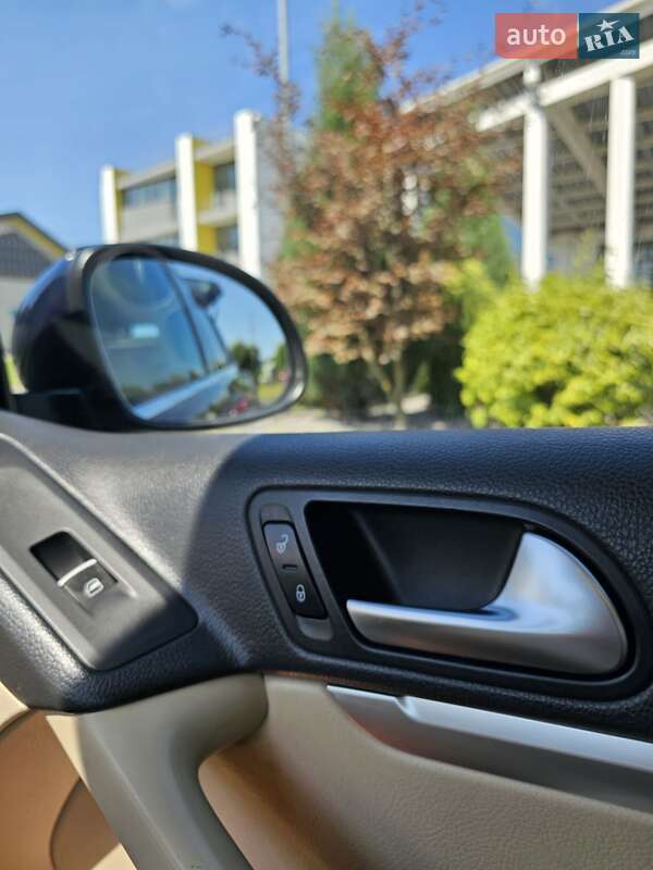 Внедорожник / Кроссовер Volkswagen Tiguan 2011 в Бродах