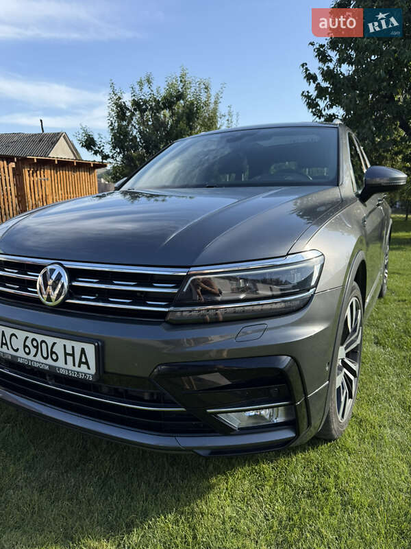 Внедорожник / Кроссовер Volkswagen Tiguan 2016 в Ратным