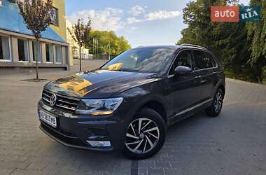 Внедорожник / Кроссовер Volkswagen Tiguan 2017 в Виннице