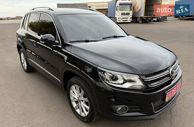 Внедорожник / Кроссовер Volkswagen Tiguan 2015 в Одессе